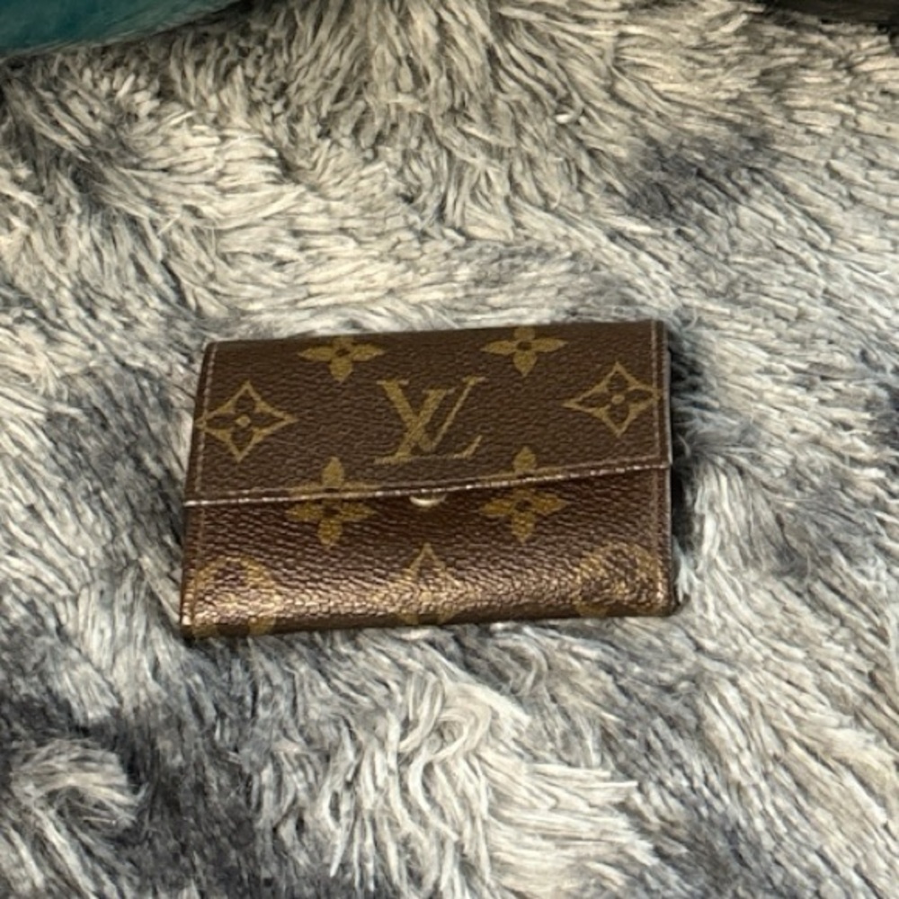 LV Mono Compact Wallet